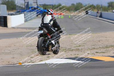media/Sep-25-2023-Moto Forza (Mon) [[81ffa65e0a]]/B-C Group/Session 3 (Turn 16 Inside)/